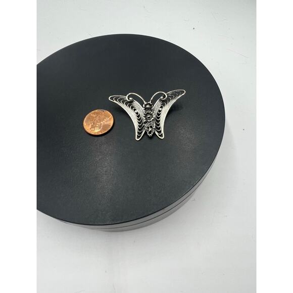 Beau Sterling Silver Signed Vintage Designer Filigree Ornate Butterfly Brooch - Picture 3 of 8